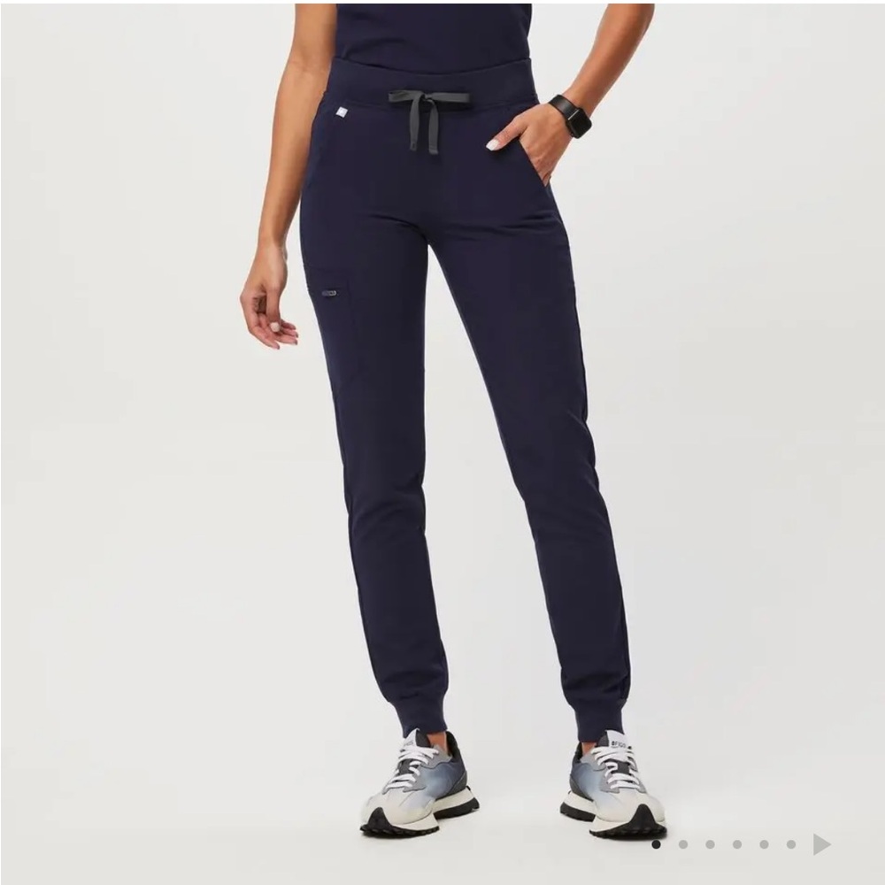 FIGS Zamora Jogger Scrub Pants Size XSP Navy Blue